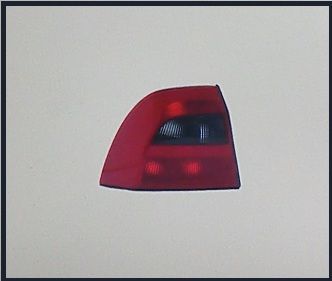 opel Vectra B bal oldali hátó lámpa _bal_lampa_opel_vectra_b_4ajtos_5ajtos_1223242_9119527_09119527_akcios_miskolc.jpg